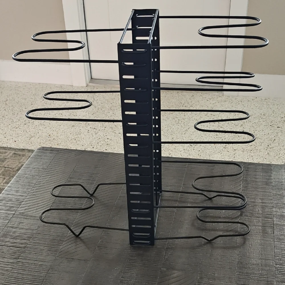 Black Metal Vertical Pan Organizer